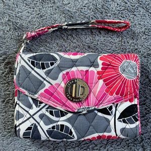 Vera Bradley “Your Turn” Smartphone Wristlet - RETIRED Cheery Blossoms pattern